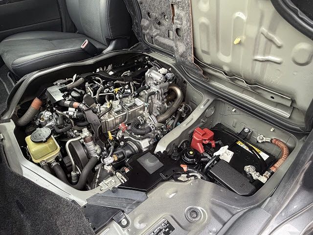 TOYOTA HIACE VAN 4WD 2019 Image 31