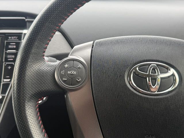 TOYOTA PRIUS 2013 Image 31