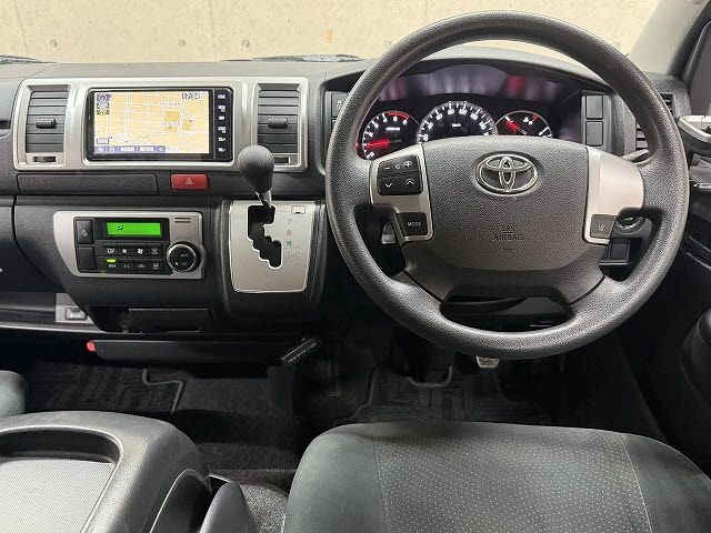 TOYOTA REGIUSACE VAN 2WD 2019 Image 31