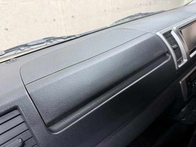 TOYOTA REGIUSACE VAN 2WD 2019 Image 31