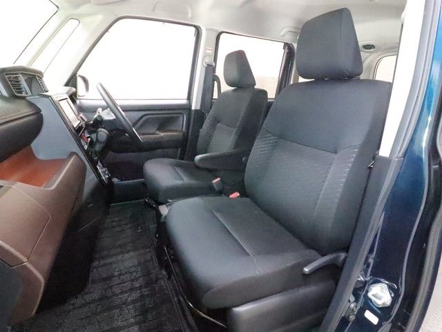 TOYOTA TANK 2017 Image 31