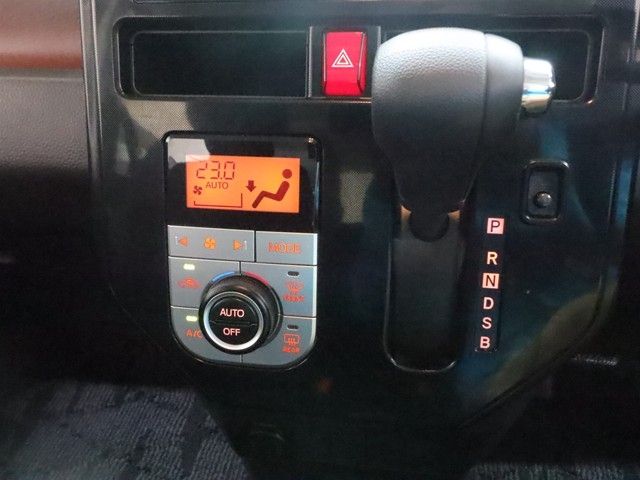 TOYOTA TANK 2017 Image 31