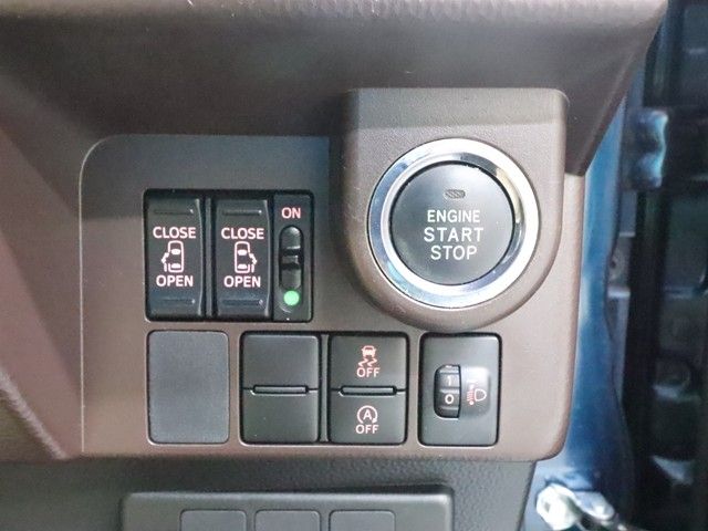 TOYOTA TANK 2017 Image 31