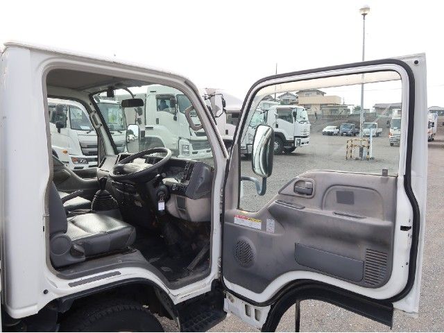 ISUZU ELF 2007 Image 31