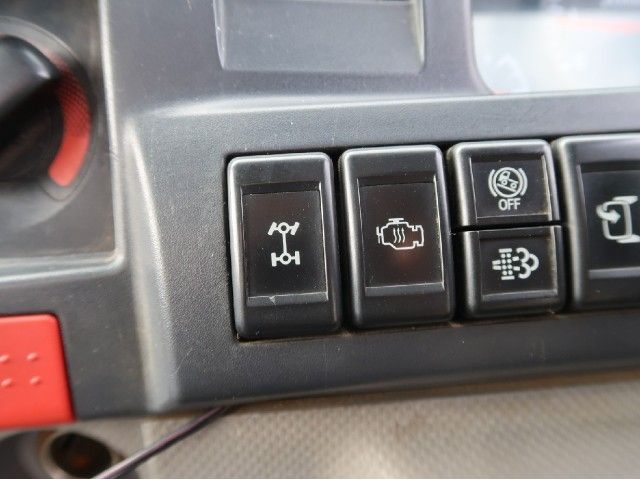 ISUZU ELF 2007 Image 31