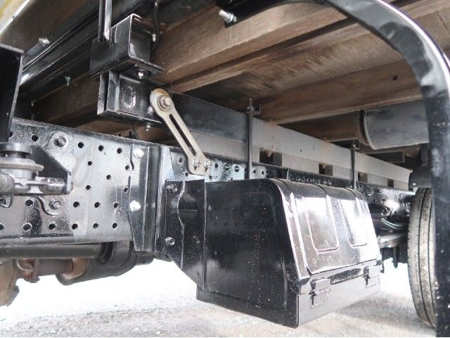 ISUZU ELF 2014 Image 31