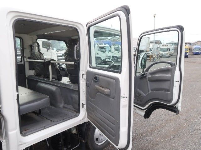 ISUZU ELF 2014 Image 31