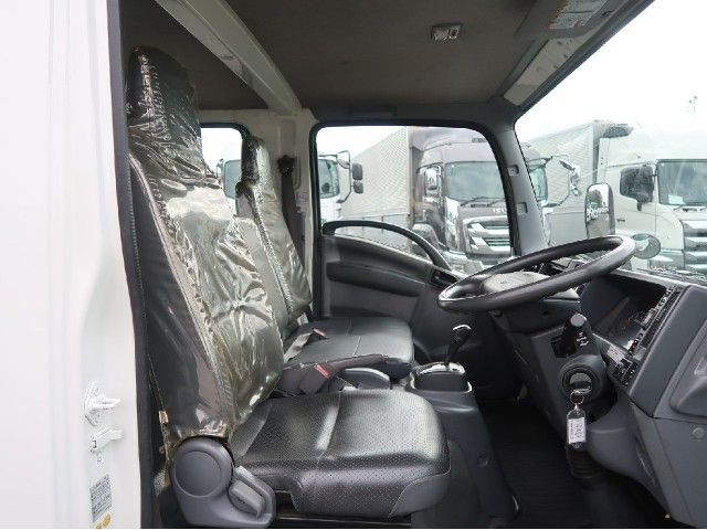 ISUZU ELF 2014 Image 31