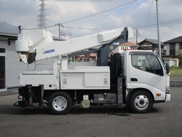 HINO DUTRO 2019 Image 31