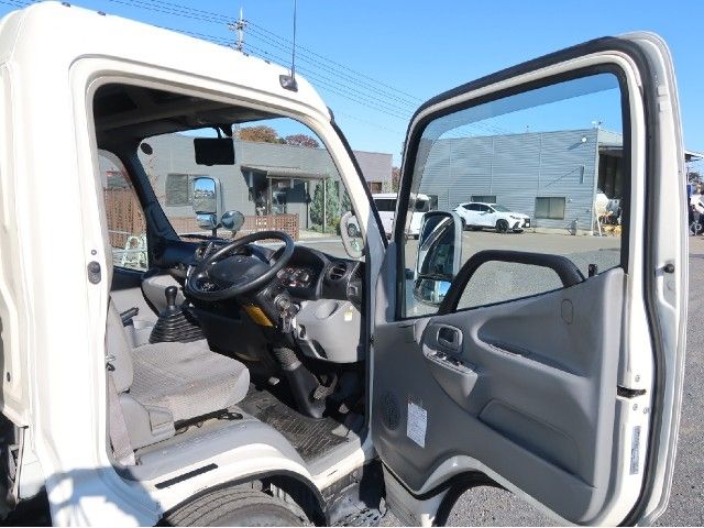 TOYOTA TOYOACE 2014 Image 31