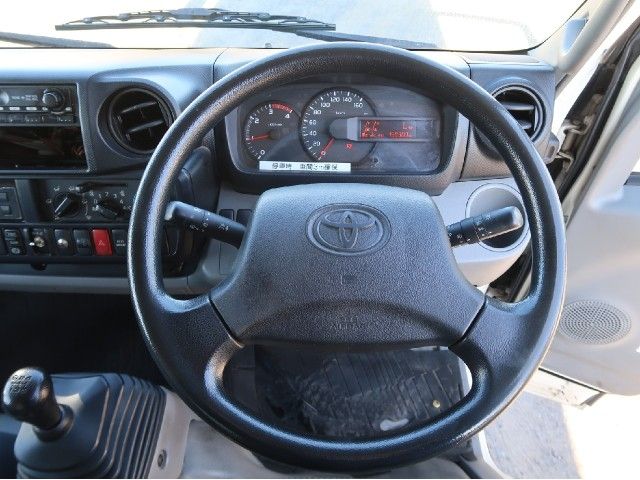 TOYOTA TOYOACE 2014 Image 31