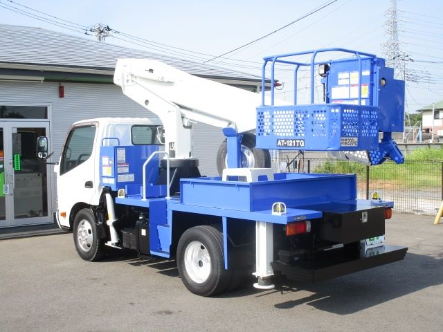 HINO DUTRO 2014 Image 31