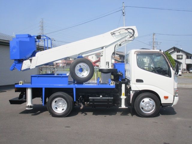 HINO DUTRO 2014 Image 31