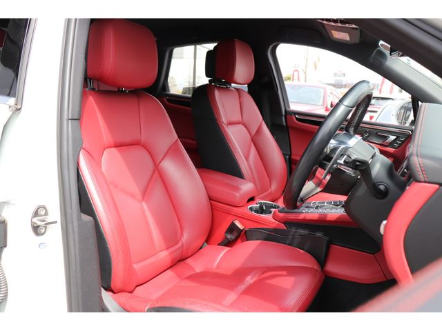 PORSCHE MACAN 2015 Image 31