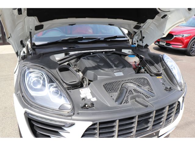 PORSCHE MACAN 2015 Image 31