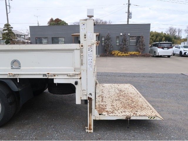 HINO DUTRO 2016 Image 31