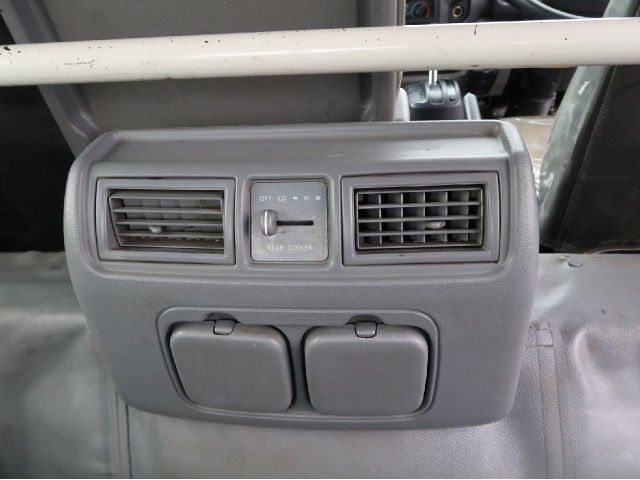 HINO DUTRO 2016 Image 31