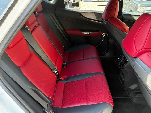 TOYOTA LEXUS NX350H 2023 Image 31