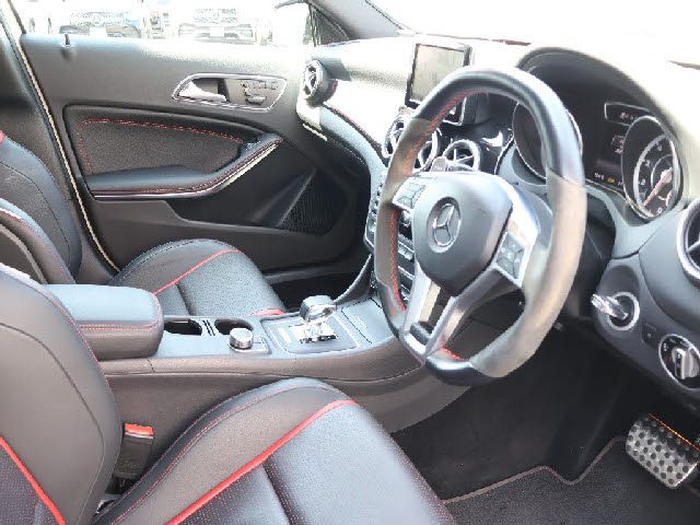 AMG GLA CLASS 2015 Image 31