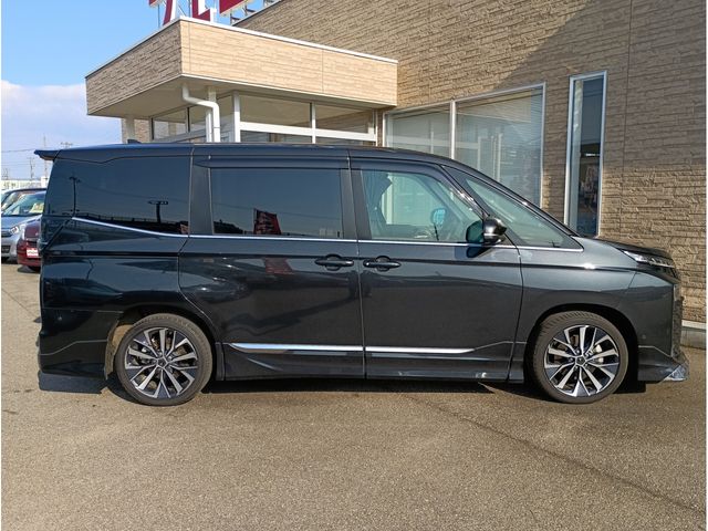 TOYOTA VOXY 2023 Image 31