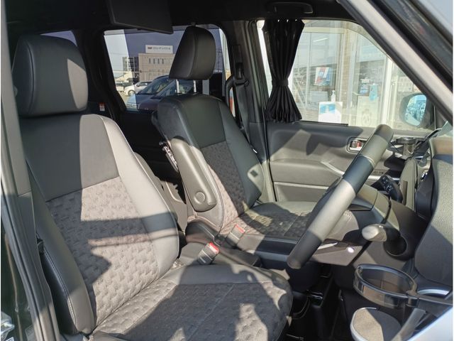 TOYOTA VOXY 2023 Image 31