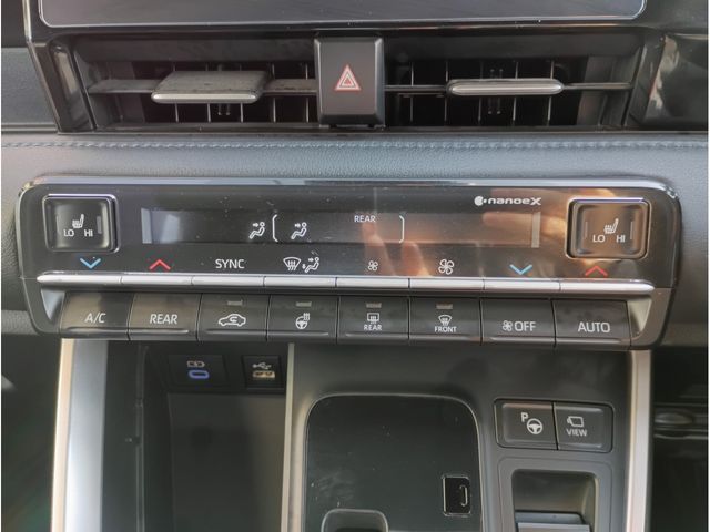 TOYOTA VOXY 2023 Image 31