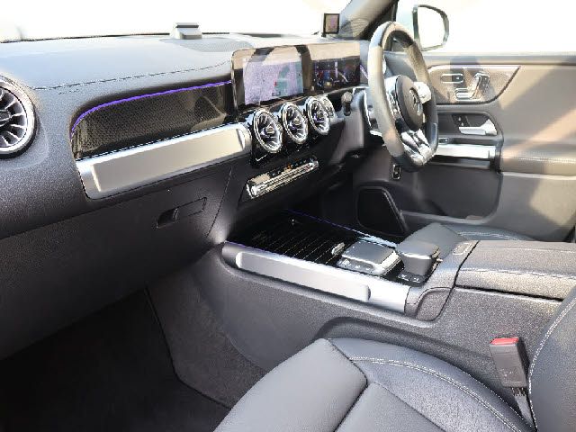 MERCEDES BENZ MERCEDES AMG GLB CLA 2022 Image 31