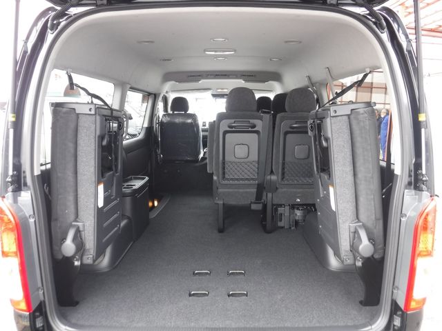 TOYOTA HIACE WAGON 4WD 2025 Image 31