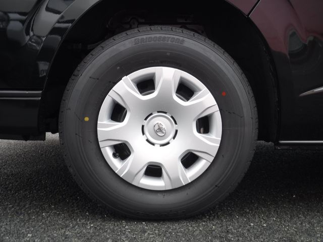 TOYOTA HIACE WAGON 4WD 2025 Image 31