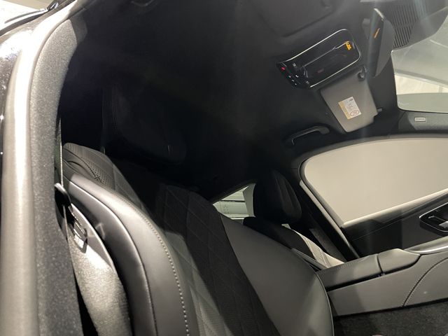 MERCEDES BENZ E CLAS 2025 Image 31