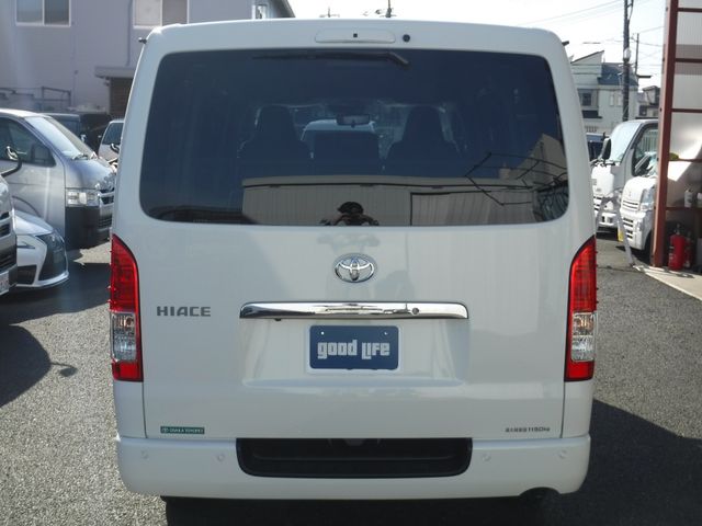 TOYOTA HIACE VAN 1.15T 2WD 2025 Image 31