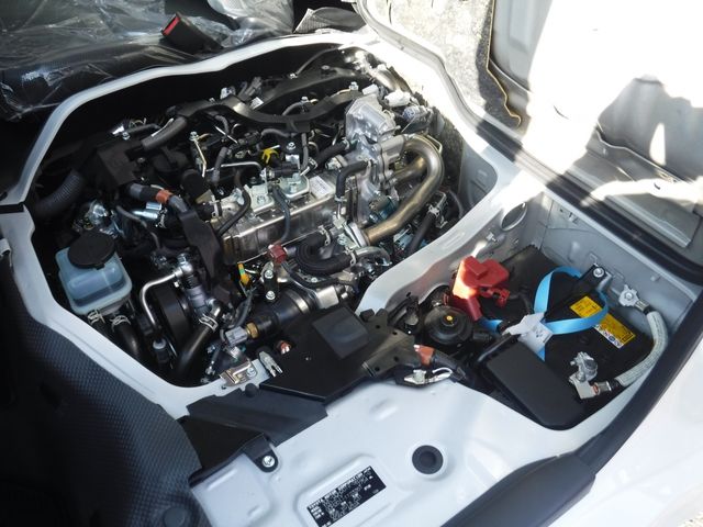 TOYOTA HIACE VAN 1.15T 2WD 2025 Image 31