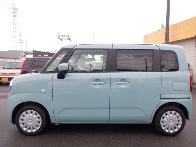 SUZUKI WAGON R SMILE 2025 Image 31