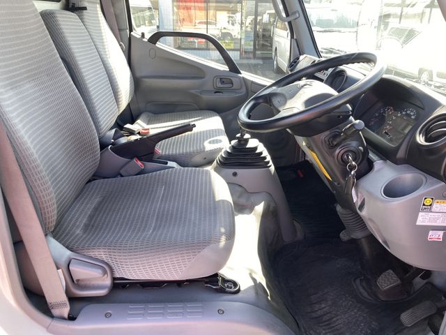 TOYOTA DYNA 2018 Image 31