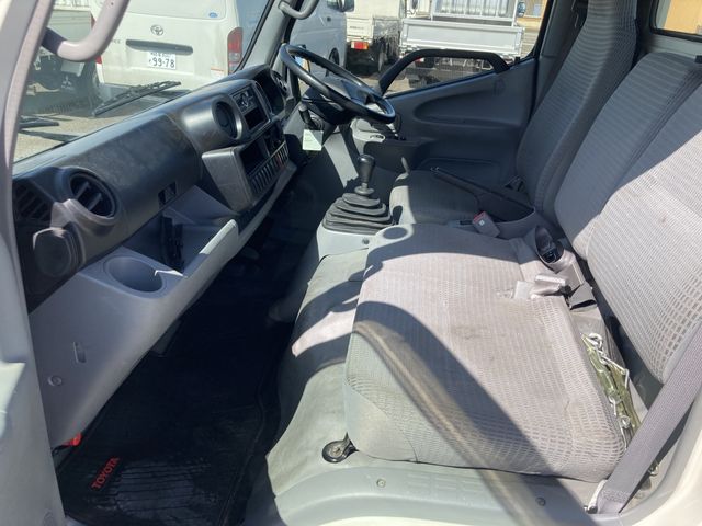 TOYOTA DYNA 2018 Image 31