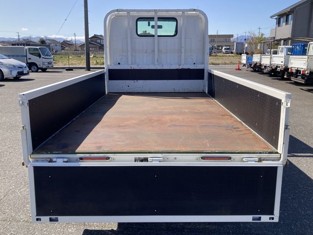 TOYOTA DYNA 2018 Image 31