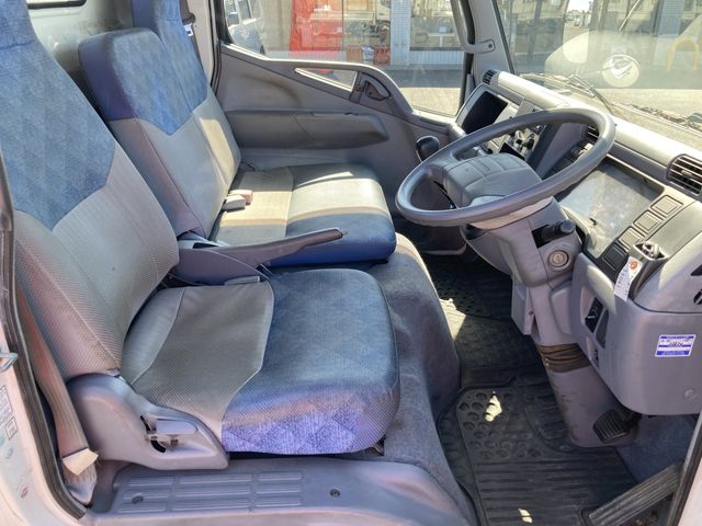 MITSUBISHI CANTER 2006 Image 31