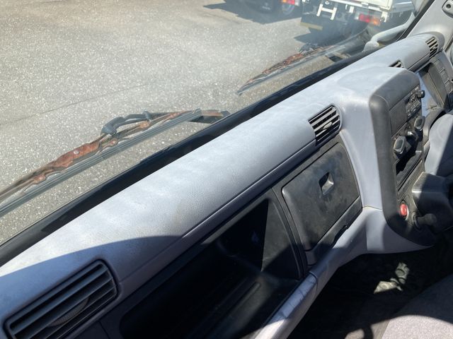 MITSUBISHI CANTER 2006 Image 31