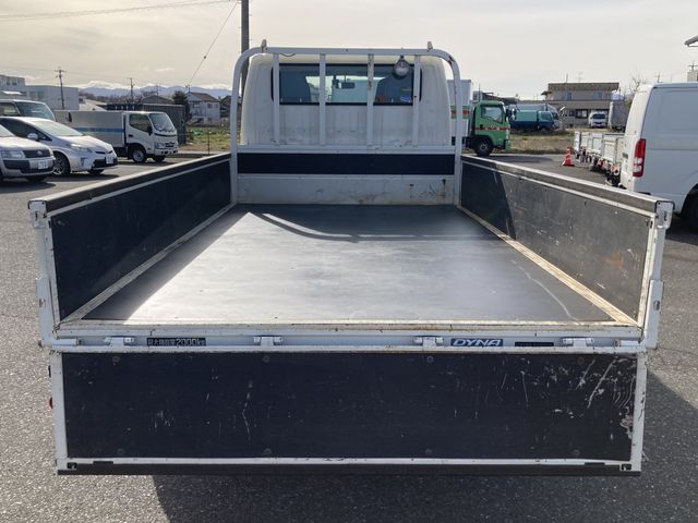 TOYOTA DYNA 2017 Image 31