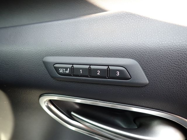 TOYOTA LEXUS UX250H 2019 Image 31