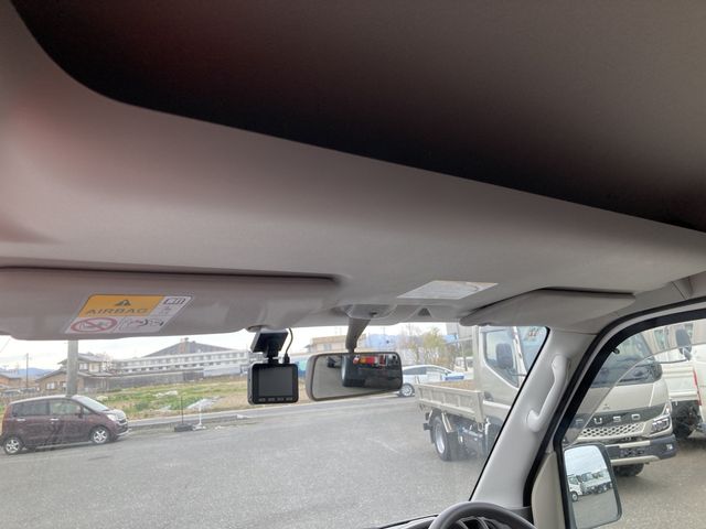 NISSAN NV100 CLIPPER 2017 Image 31