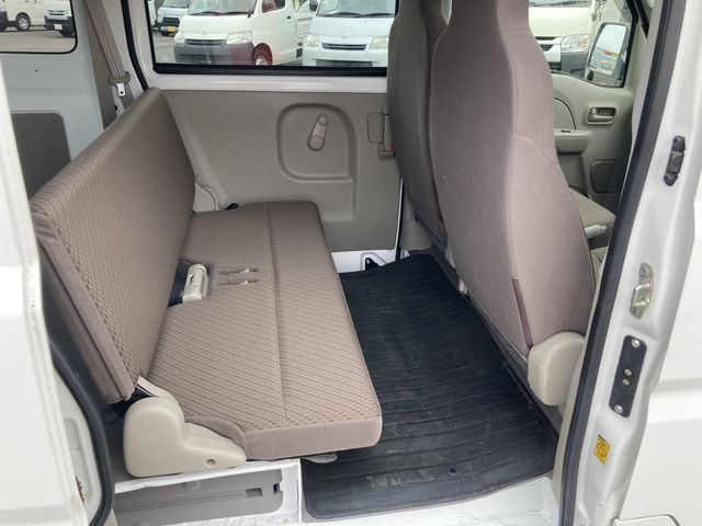 NISSAN NV100 CLIPPER 2017 Image 31