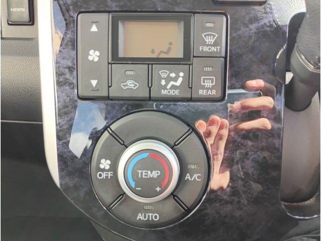 DAIHATSU TANTO CUSTOM 2019 Image 31