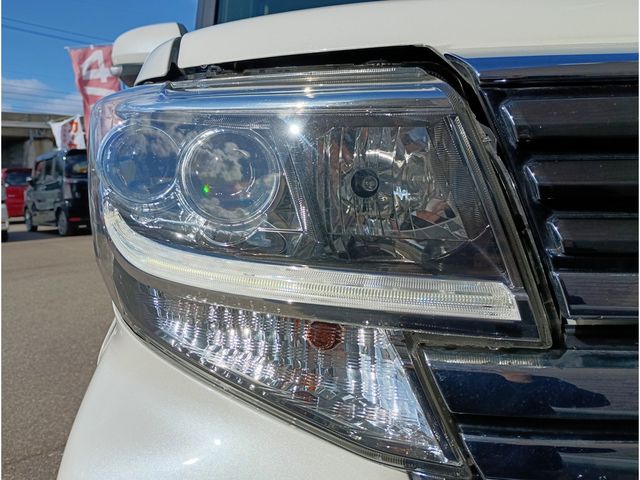 DAIHATSU TANTO CUSTOM 2019 Image 31