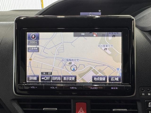 TOYOTA VOXY HYBRID 2015 Image 31