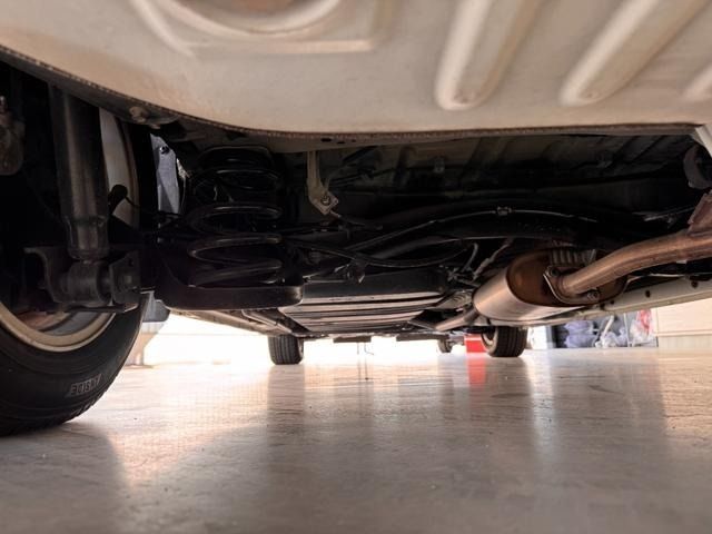 TOYOTA VOXY HYBRID 2015 Image 31