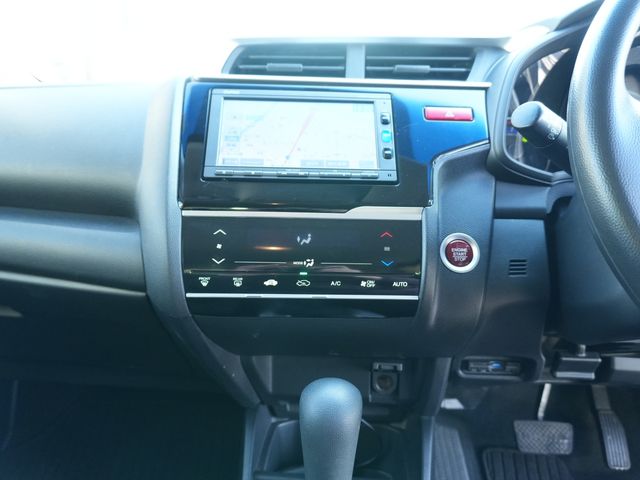 HONDA FIT 2017 Image 31