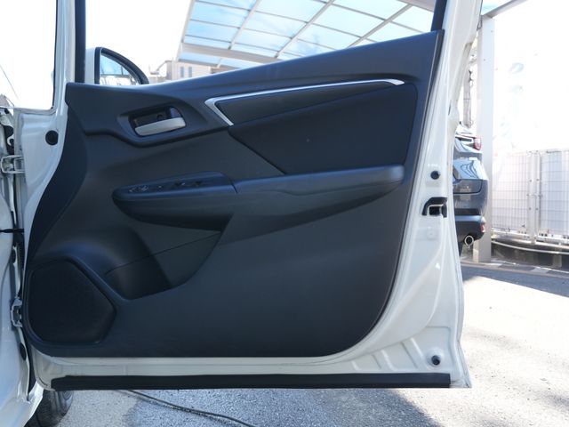 HONDA FIT 2017 Image 31