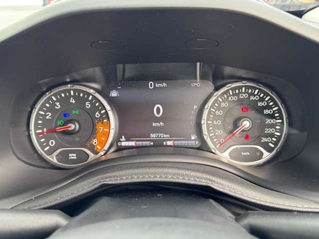 JEEP RENEGADE 2016 Image 31