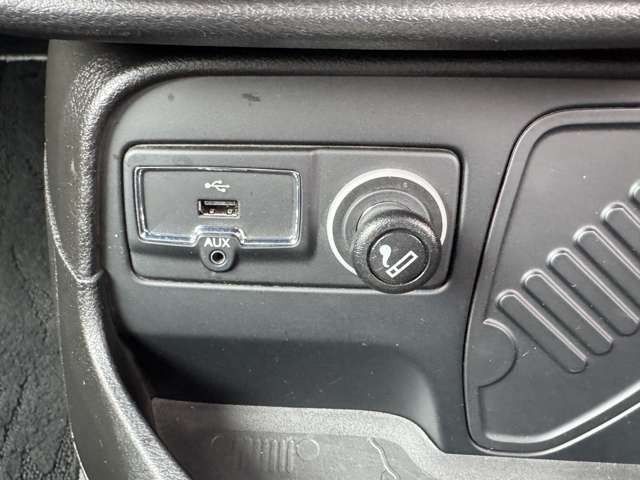 JEEP RENEGADE 2016 Image 31